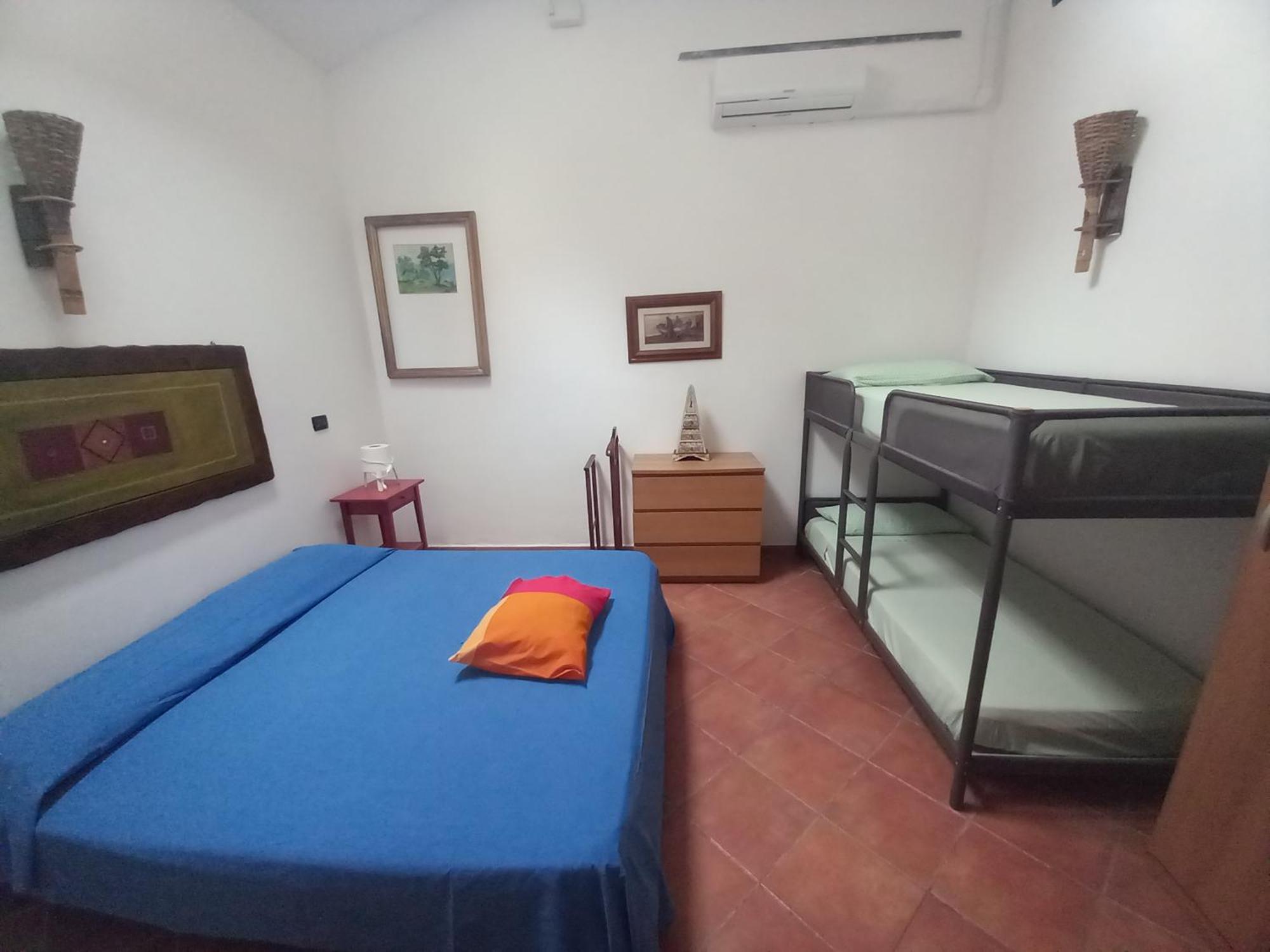 "La Casita", 2 Floors Apartment, Private Parking 1 Car Or 2 Bikes, Air-Cond And Terrace Livorno Ngoại thất bức ảnh