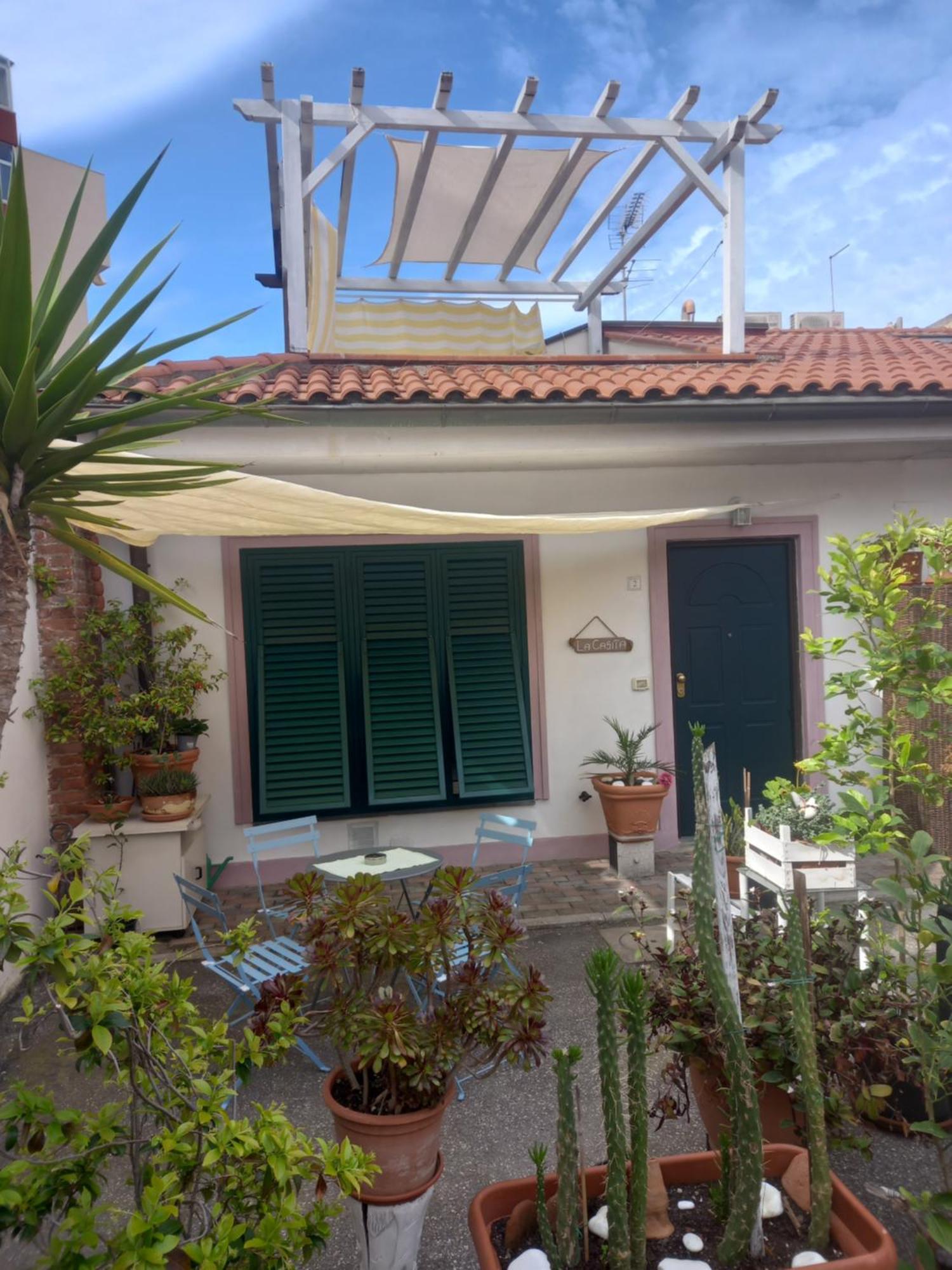 "La Casita", 2 Floors Apartment, Private Parking 1 Car Or 2 Bikes, Air-Cond And Terrace Livorno Ngoại thất bức ảnh